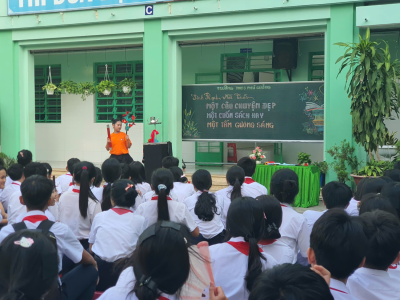 SINH HOẠT CHUYÊN ĐỀ “Giáo dục tình yêu quê hương đất nước”